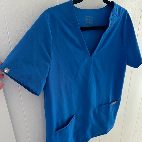 FIGS Royal Blue Scrub Top - Picture 2 of 4